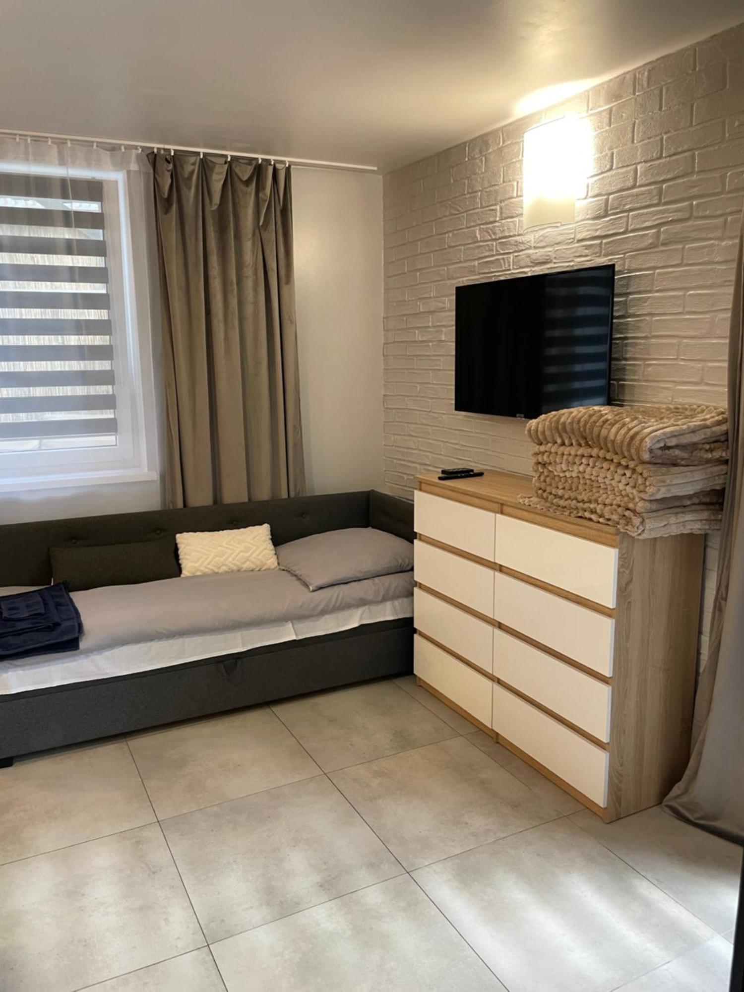 Przytulny Zakatek Aparthotel Zerniki Wroclawskie Luaran gambar
