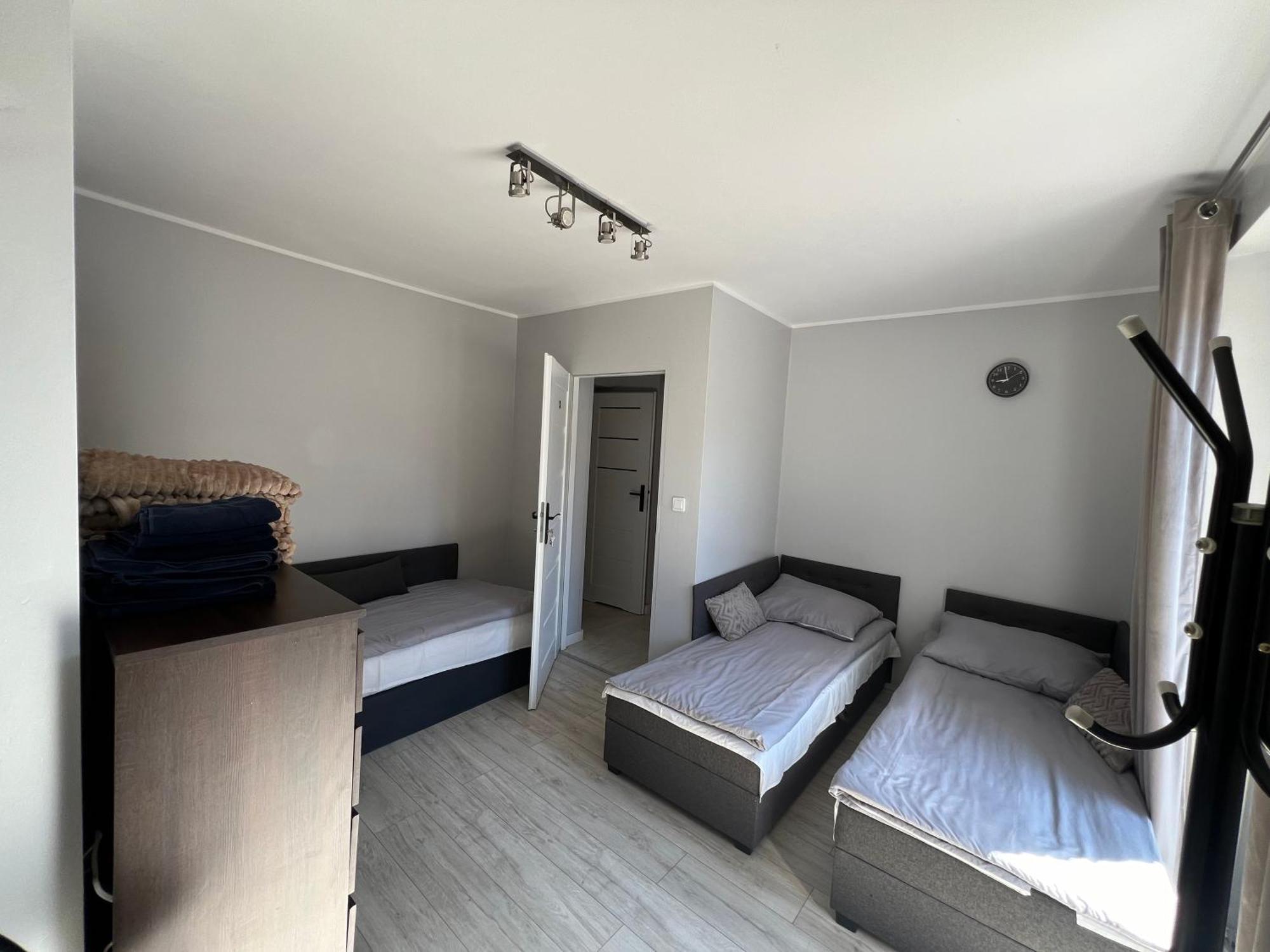 Przytulny Zakatek Aparthotel Zerniki Wroclawskie Luaran gambar